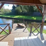 Nyaraló With Sauna, Jacuzzi, Private Pond