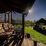 Dom wakacyjny With Sauna, Jacuzzi, Private Pond