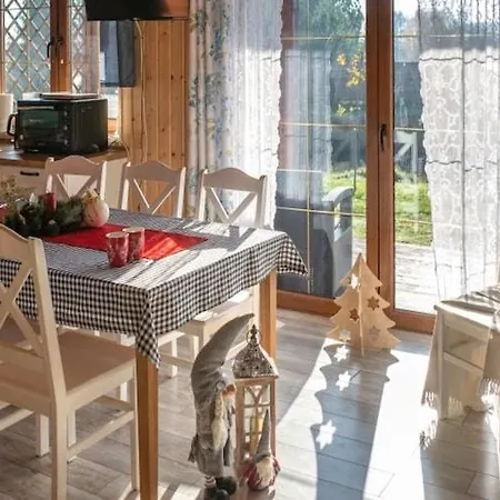 Dom wakacyjny With Sauna, Jacuzzi, Private Pond Lipusz