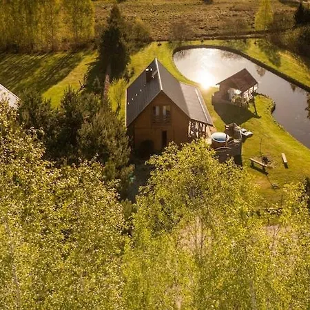 Hébergement de vacances With Sauna, Jacuzzi, Private Pond