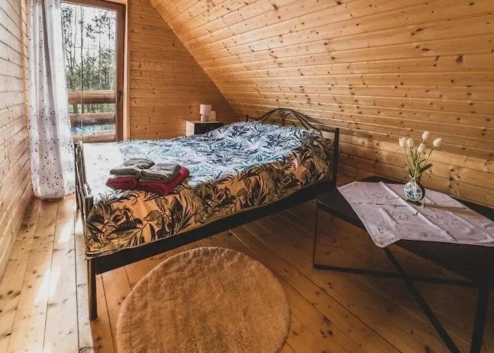 With Sauna, Jacuzzi, Private Pond *